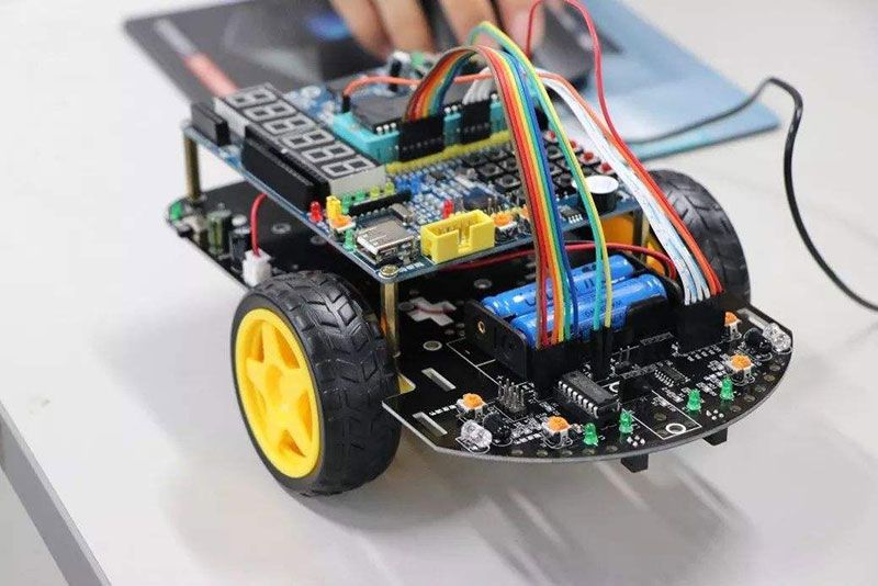 深圳循跡智能小車方案設(shè)計(jì)